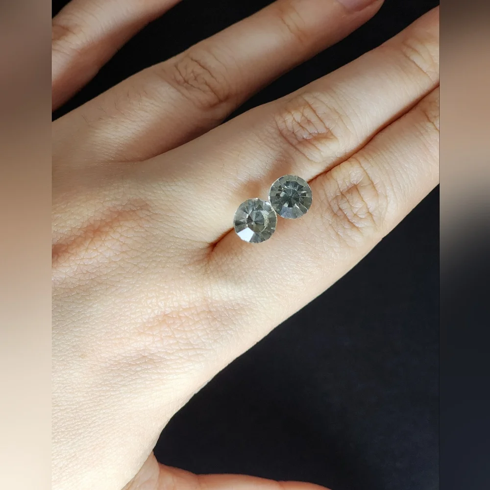 Clear Rhinestone Stud Earrings